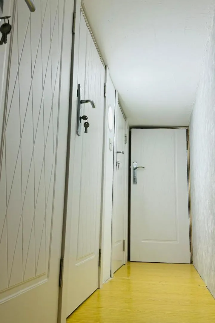 Classic Homestay In Business Bay Dubai